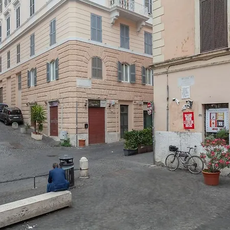 Monti Colosseo Family Apartment Rome